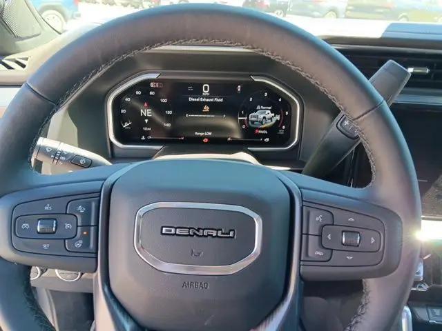 2026 GMC Sierra 2500HD Crew Cab, Standard Bed, Denali Ultimate, 4WD