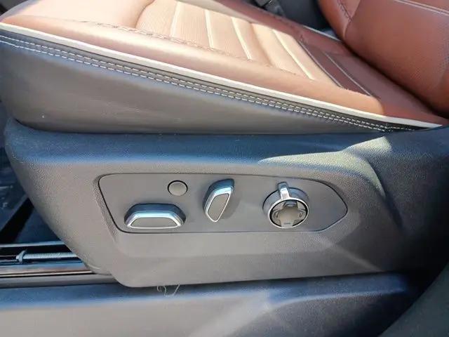 2026 GMC Sierra 2500HD Crew Cab, Standard Bed, Denali Ultimate, 4WD
