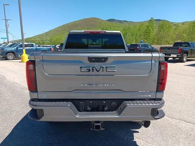 2026 GMC Sierra 2500HD Crew Cab, Standard Bed, Denali Ultimate, 4WD