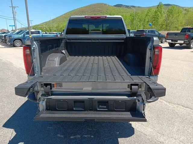 2026 GMC Sierra 2500HD Crew Cab, Standard Bed, Denali Ultimate, 4WD