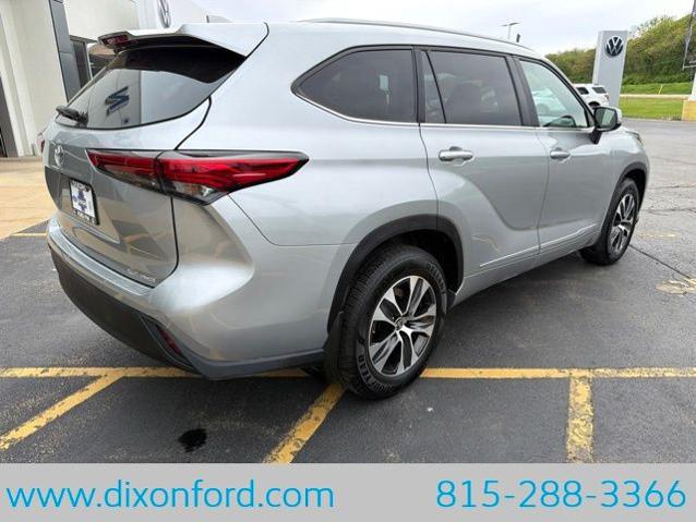 2023 Toyota Highlander XLE