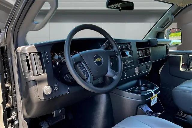 2026 Chevrolet Express Cargo Van 2500 Extended Wheelbase, WT, RWD