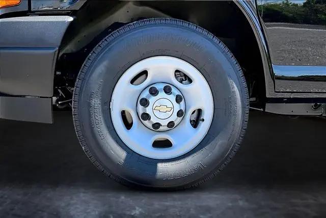 2026 Chevrolet Express Cargo Van 2500 Extended Wheelbase, WT, RWD