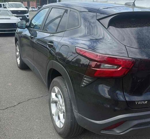 2024 Chevrolet Trax FWD SP