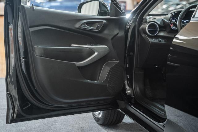 2024 Chevrolet Trax FWD SP