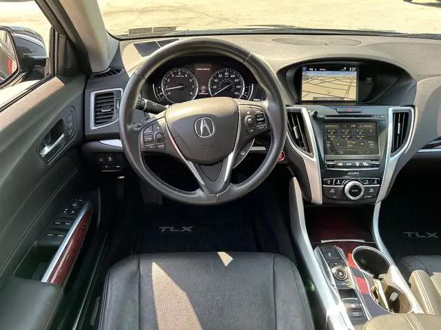 2017 Acura TLX w/Technology Package