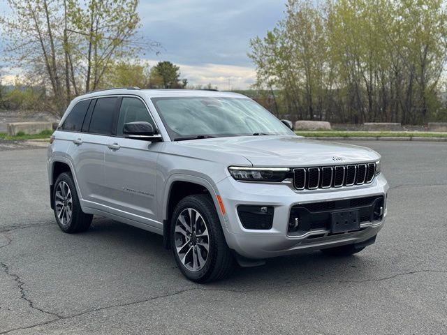 2022 Jeep Grand Cherokee Overland 4x4