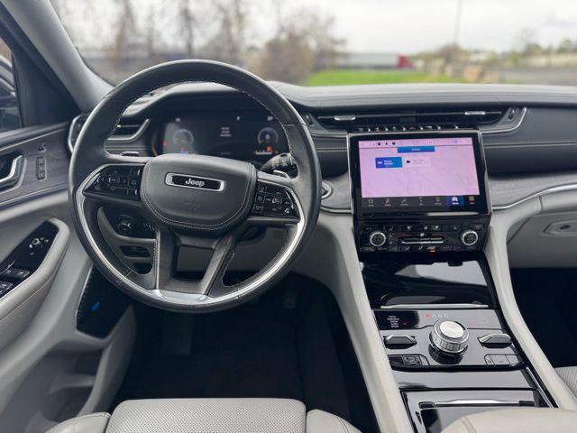 2022 Jeep Grand Cherokee Overland 4x4
