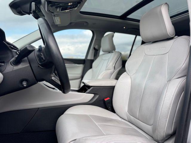 2022 Jeep Grand Cherokee Overland 4x4