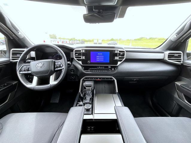 2025 Toyota Sequoia SR5
