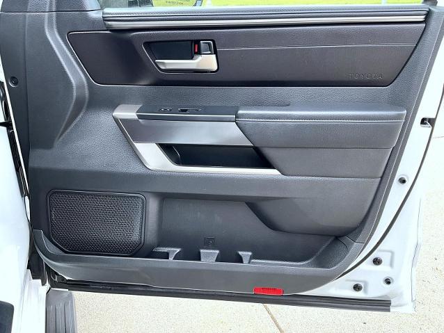 2025 Toyota Sequoia SR5