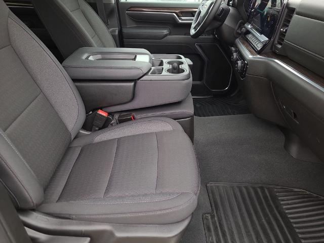 2025 Chevrolet Silverado 2500HD 4WD Crew Cab Standard Bed LT