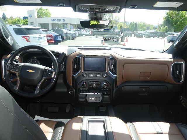 2020 Chevrolet Silverado 1500 4WD Crew Cab Short Bed High Country