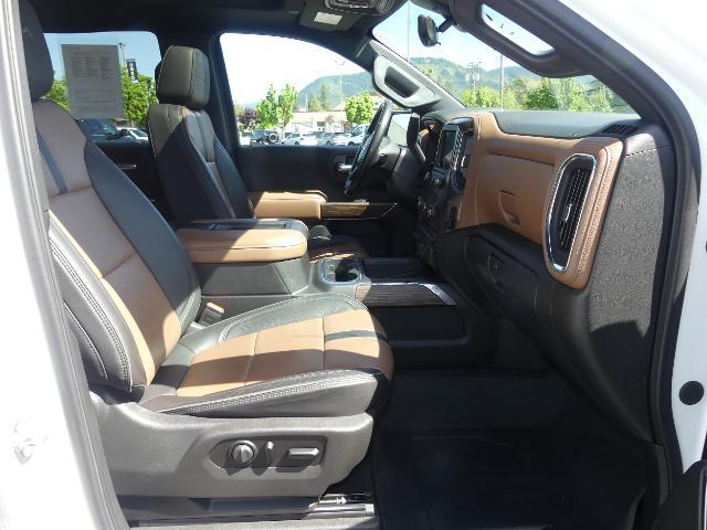 2020 Chevrolet Silverado 1500 4WD Crew Cab Short Bed High Country