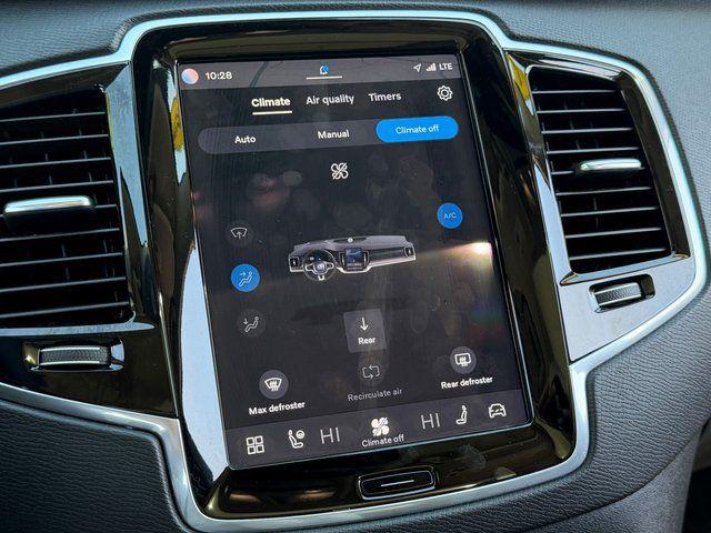 2023 Volvo XC90 B6 Plus 7-Seater
