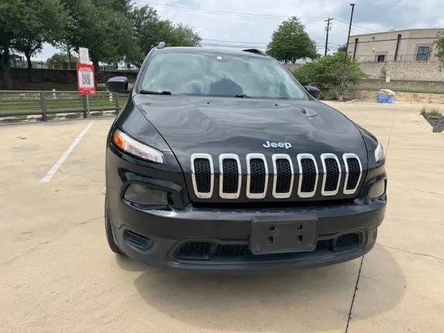 2016 Jeep Cherokee Sport