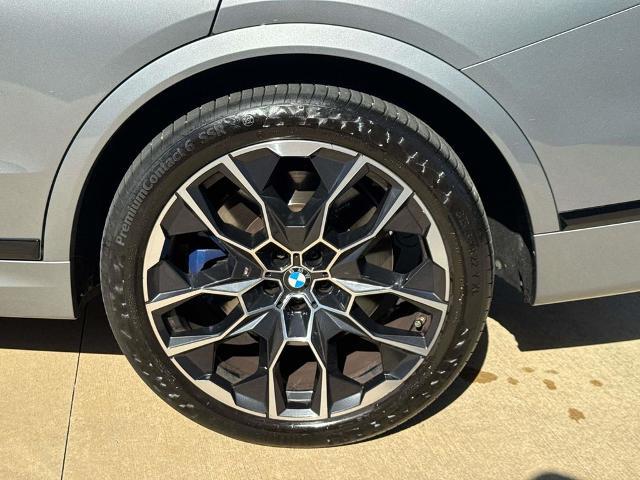 2024 BMW X7 M60i