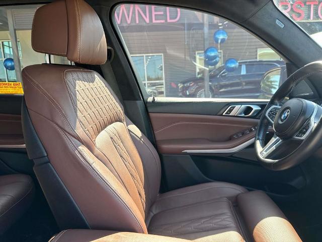 2024 BMW X7 M60i