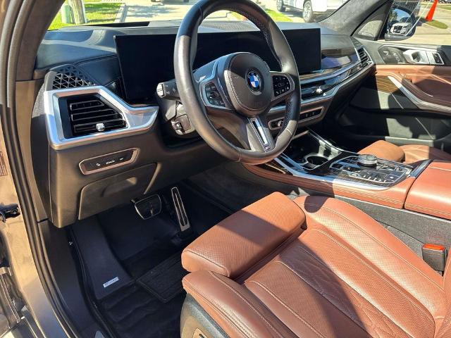 2024 BMW X7 M60i