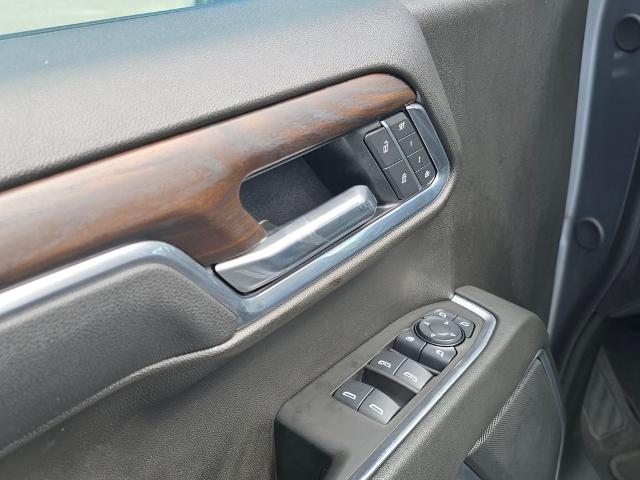 2025 GMC Sierra 1500 4WD Crew Cab Short Box SLT