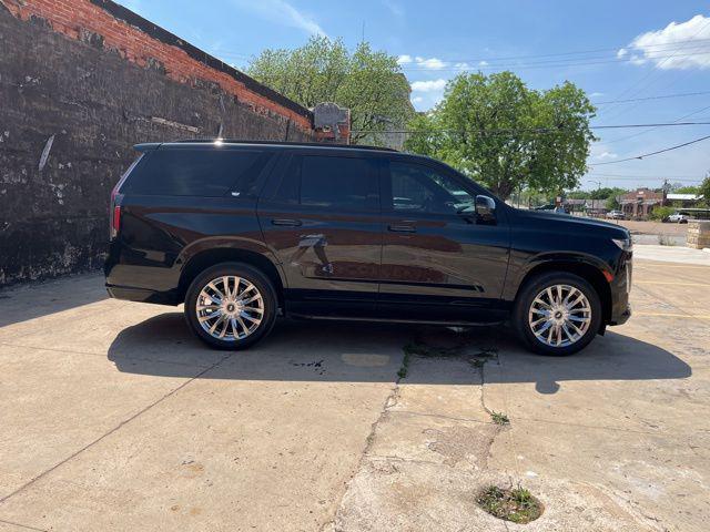 2022 Cadillac Escalade 4WD Sport