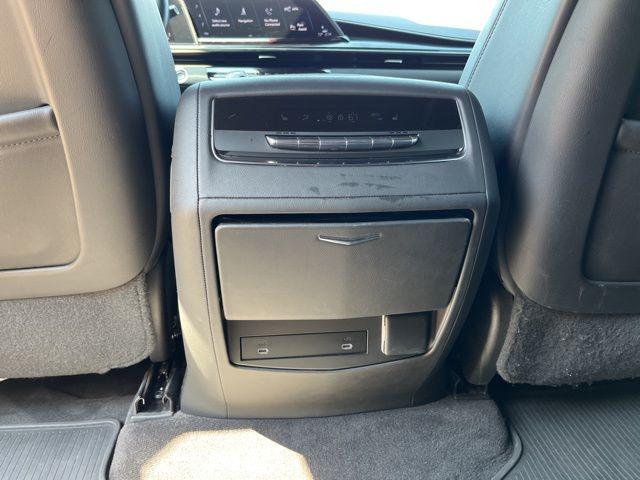 2022 Cadillac Escalade 4WD Sport