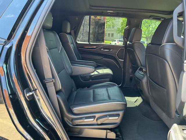 2022 Cadillac Escalade 4WD Sport