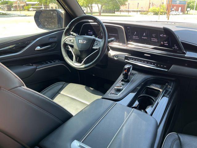 2022 Cadillac Escalade 4WD Sport