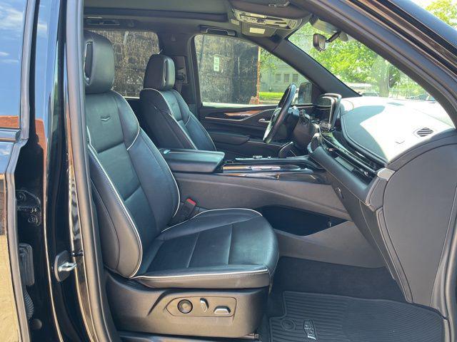 2022 Cadillac Escalade 4WD Sport