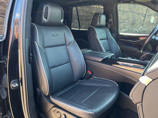 2022 Cadillac Escalade 4WD Sport