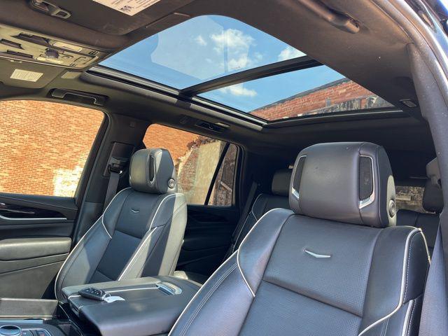 2022 Cadillac Escalade 4WD Sport