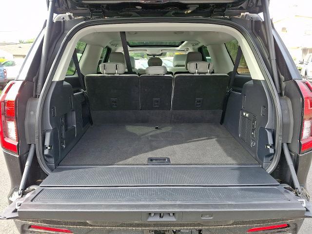 2025 Ford Expedition Active MAX