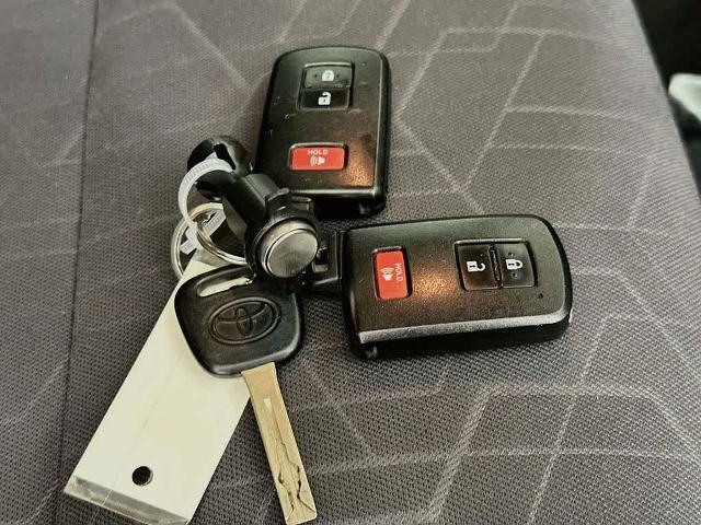 2017 Toyota Tacoma Unknown
