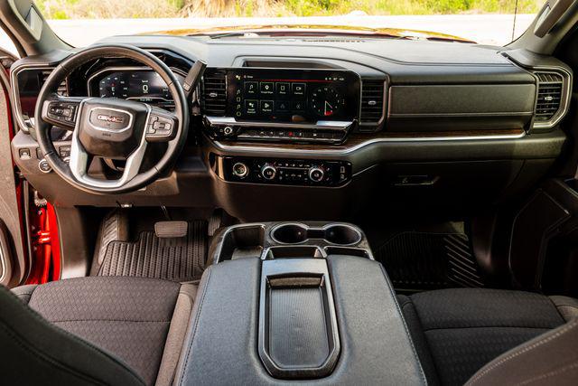2023 GMC Sierra 1500 2WD Crew Cab Short Box Elevation