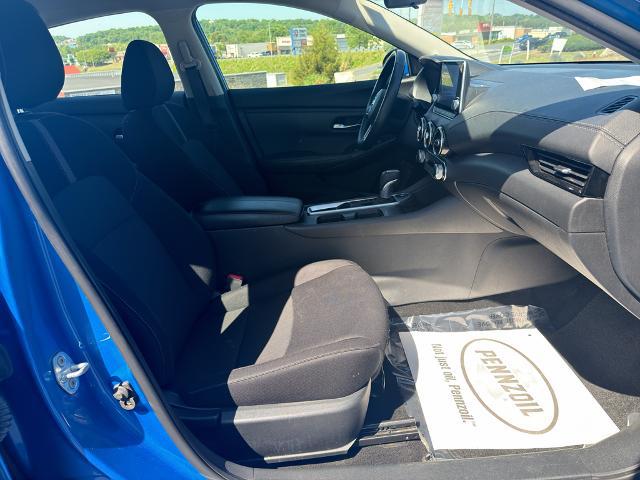2023 Nissan Sentra SV Xtronic CVT