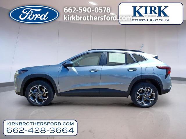 2025 Chevrolet Trax FWD LT