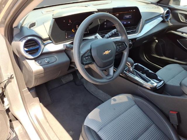 2025 Chevrolet Trax FWD LT