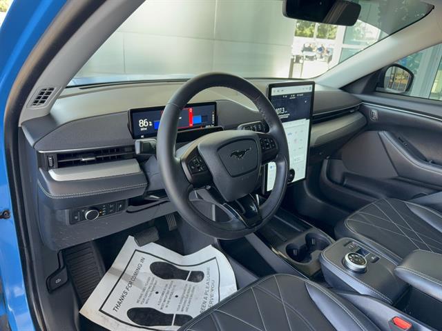 2022 Ford Mustang Mach-E Select