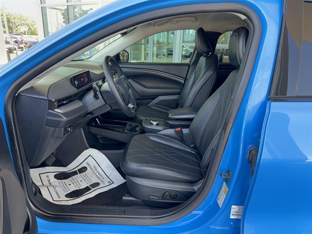 2022 Ford Mustang Mach-E Select