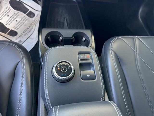 2022 Ford Mustang Mach-E Select