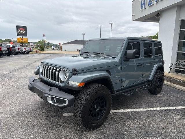 2024 Jeep Wrangler 4-Door Sahara 4x4