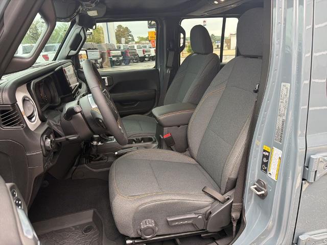 2024 Jeep Wrangler 4-Door Sahara 4x4