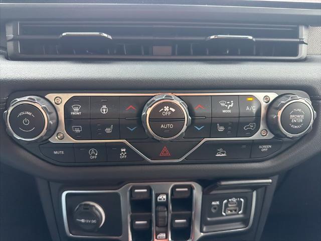 2024 Jeep Wrangler 4-Door Sahara 4x4