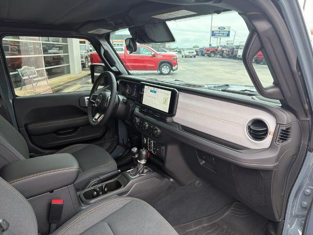 2024 Jeep Wrangler 4-Door Sahara 4x4
