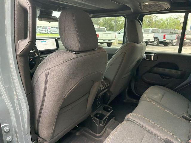 2024 Jeep Wrangler 4-Door Sahara 4x4