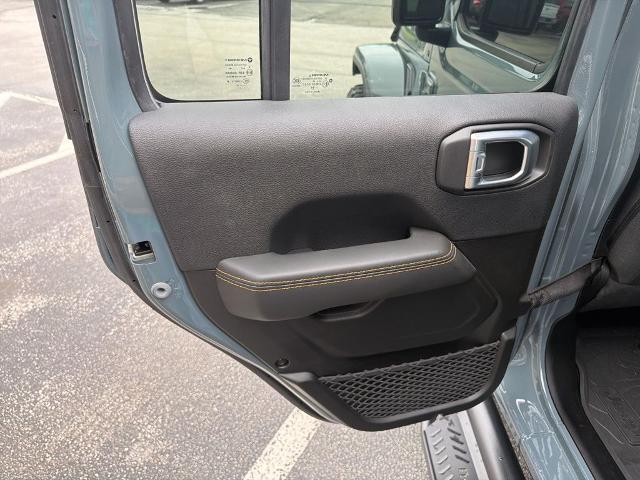 2024 Jeep Wrangler 4-Door Sahara 4x4