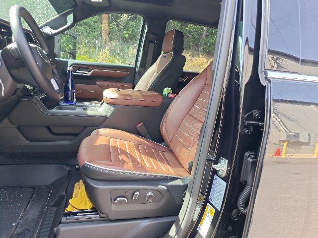2026 GMC Sierra 2500HD Crew Cab, Standard Bed, Denali Ultimate, 4WD