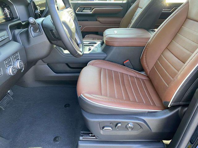 2026 GMC Sierra 2500HD Crew Cab, Standard Bed, Denali Ultimate, 4WD