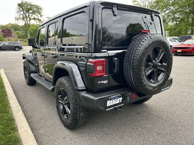 2022 Jeep Wrangler Unlimited Sahara Altitude 4x4