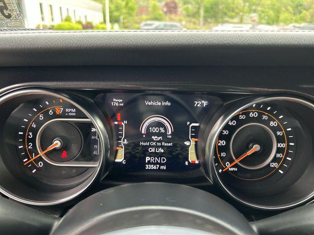 2022 Jeep Wrangler Unlimited Sahara Altitude 4x4